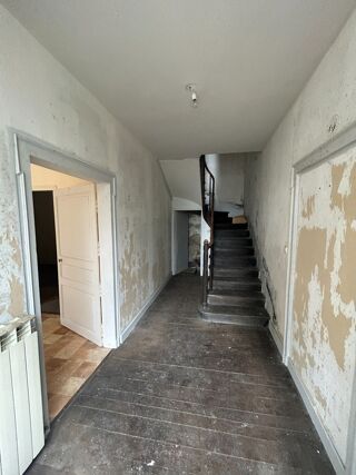  Maison � vendre 9 pi�ces 210 m�