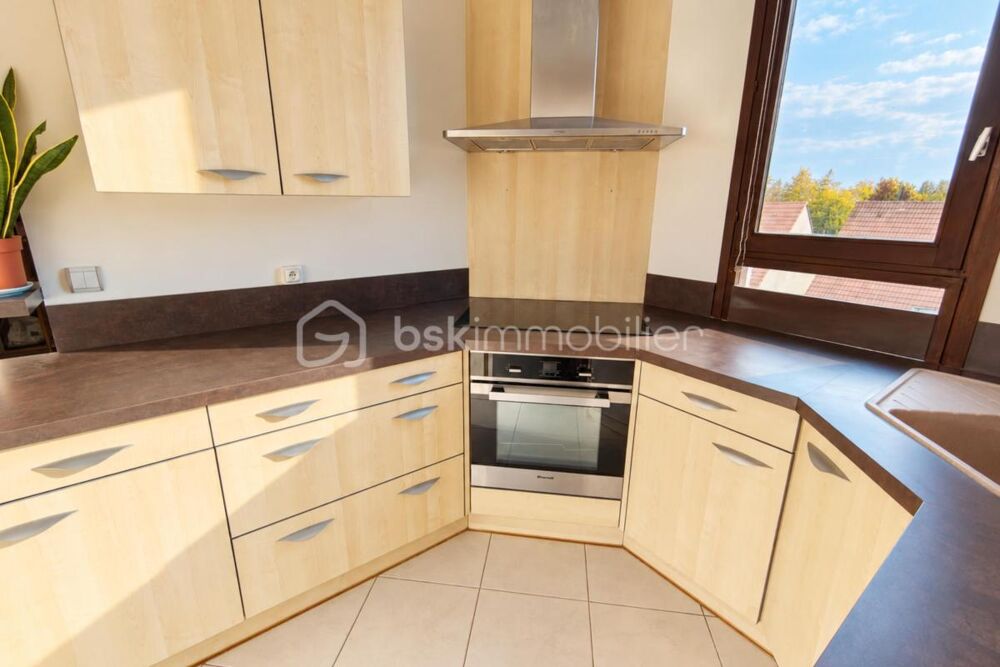 Appartement 3 pièces en duplex  derniers étages  terrasse plein Sud  2 parkings