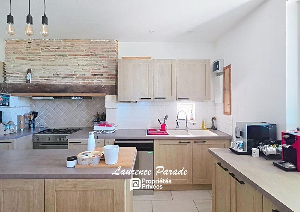 Maison en pierre renovée avec grange