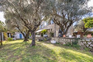  Maison � vendre 6 pi�ces 196 m�