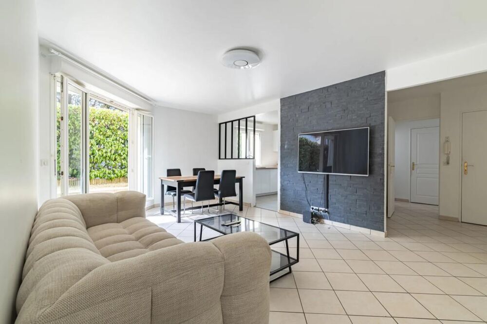 Bel appartement 4 pièces avec jardin, cave et parking