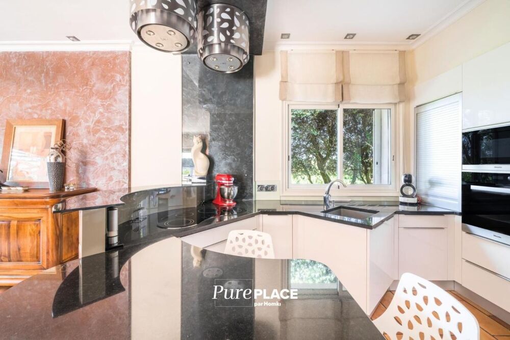 � vendre  Propri�t�/ch�teau Boisseron (34160)