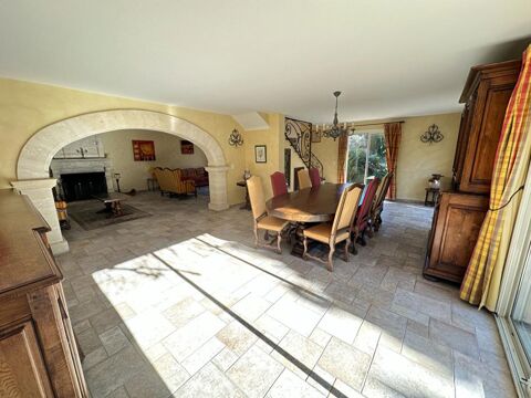  Maison � louer 8 pi�ces 300 m�