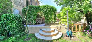  Propri�t�/ch�teau � vendre 12 pi�ces 298 m�