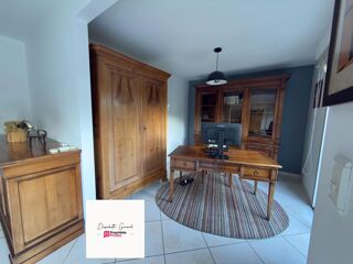 Maison � vendre 6 pi�ces 205 m�