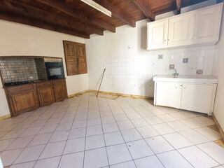  Maison  vendre 8 pices 150 m