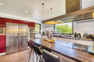  Maison � vendre 6 pi�ces 197 m�