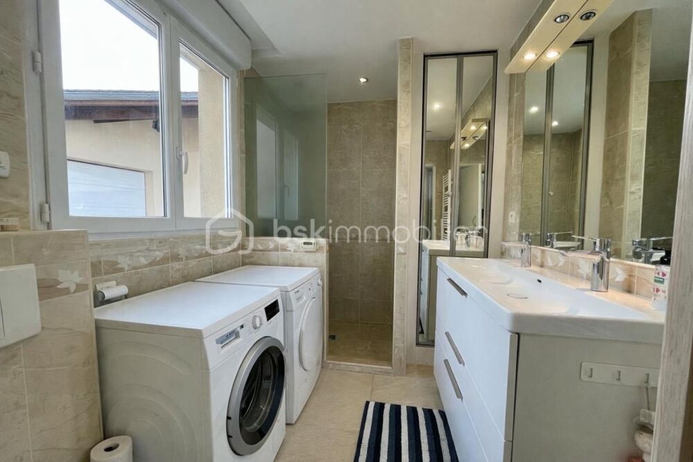 Propriété 140 m² avec 2 logements indépendants  Bailly