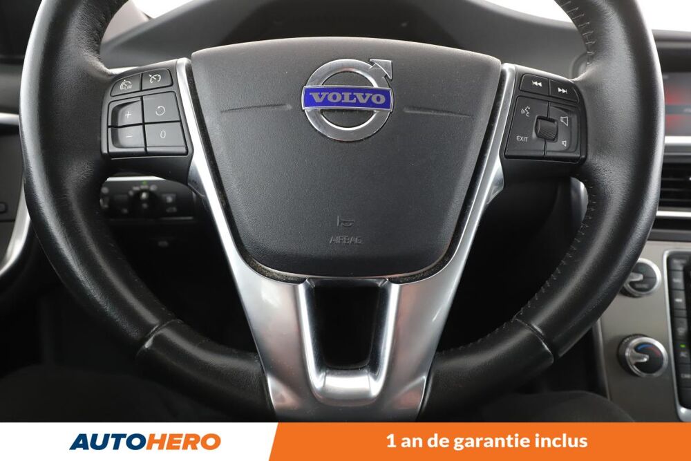 V60 2.0 D2 Oversta Edition 120 ch 2018 occasion 92130 Issy-les-Moulineaux