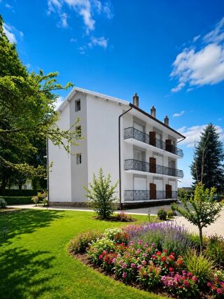  Immeuble à vendre 15 + pièces 253 m²