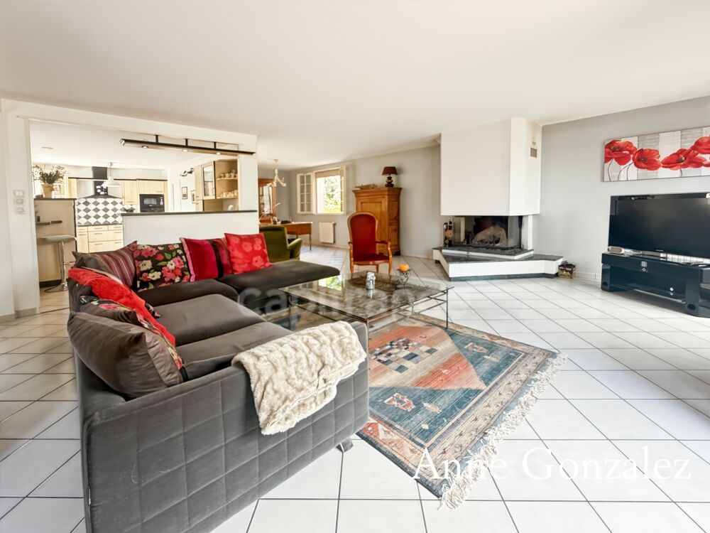 Vente Maison Saint Jean le Blanc, à 5 minutes d'Orleans dans un secteur privilégié etcherché à vendre grande maison familiale de 235 m2, 5 ch Orleans