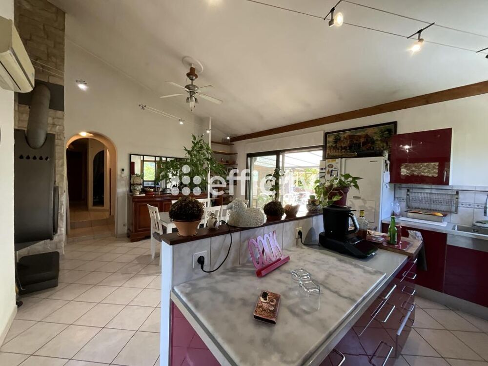 � vendre  Villa Flaviac (07000)
