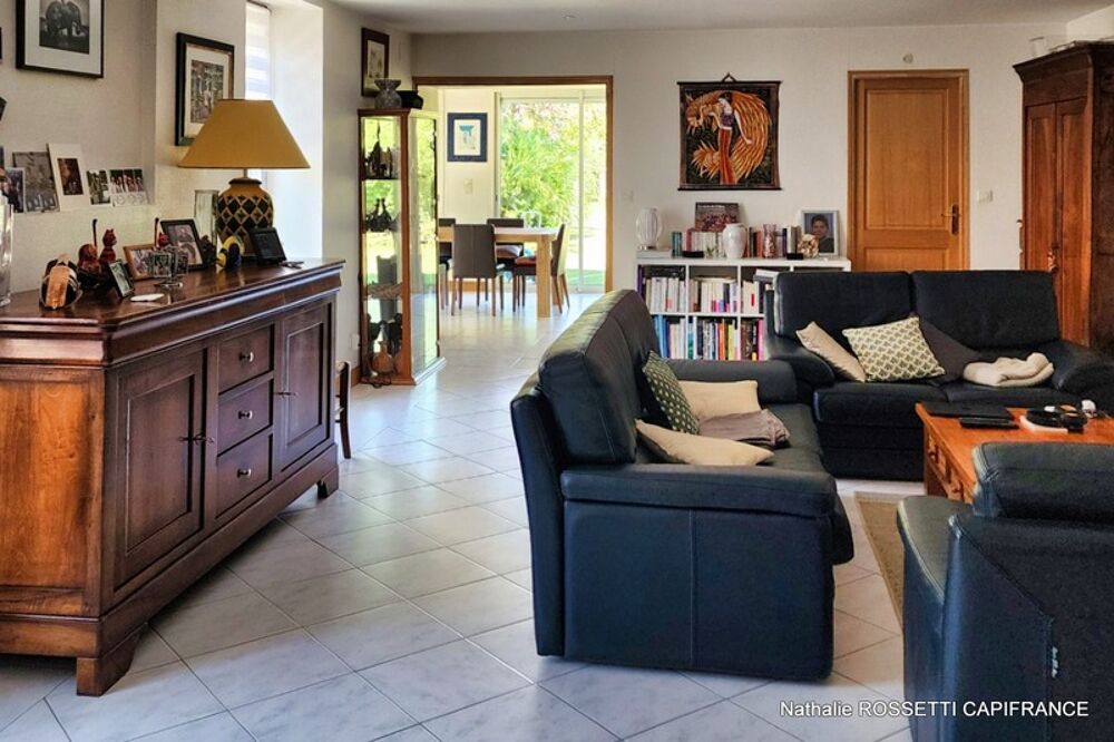 Vente Maison Maison à vendre 6 pièces LA GREVE SUR MIGNON (17)Maison de charme avec jardin paysagé et dépendance – 133 m² habitables sur 947 La greve sur mignon