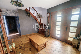  Maison � vendre 8 pi�ces 220 m�