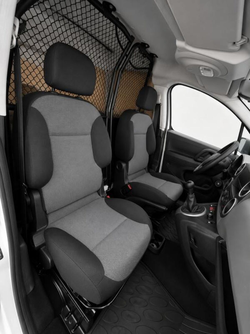 Partner 1&deg; Main / 1.6L B HDI 75cv Pack PRO Seulement 7 200km ! idem 2019 occasion 60430 Abbecourt