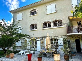  Villa à vendre 11 pièces 336 m²