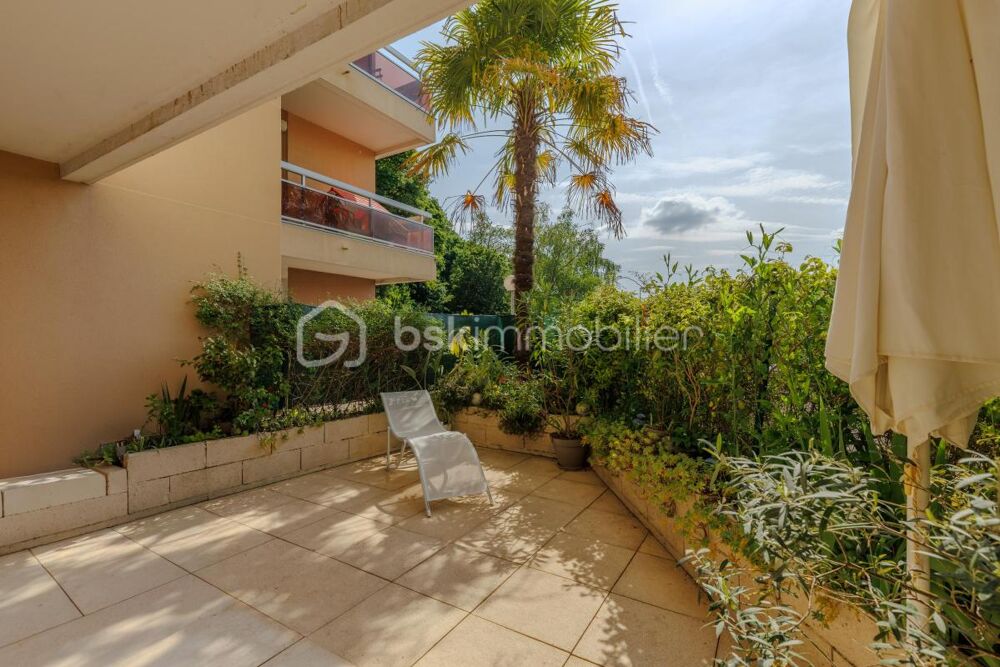 Vente Appartement Charmant T3 de 58 m² + 2 terrasses arborées situé en bord de Saône, au sein d'une résidence boisée Lyon 4