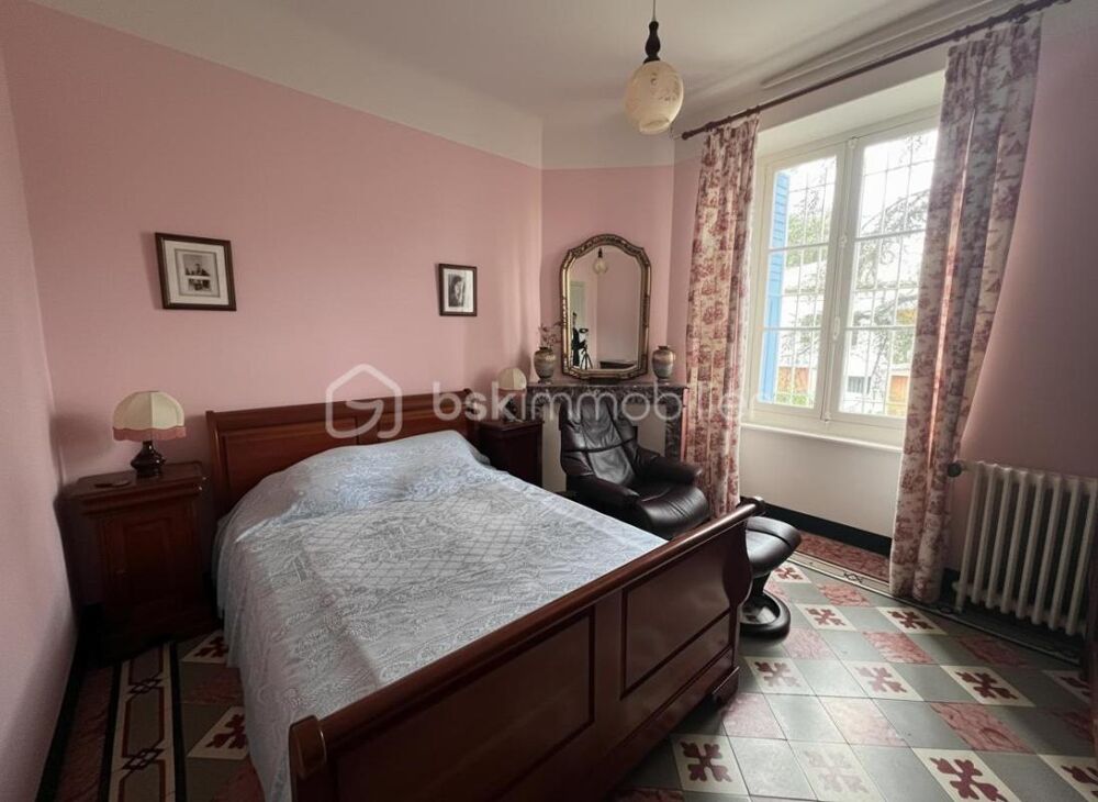 (SOUS OFFRE ACCEPTÉE) Maison de caractère avec annexe sur les hauteurs
