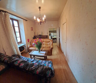  Proprit/chteau  vendre 5 pices 81 m