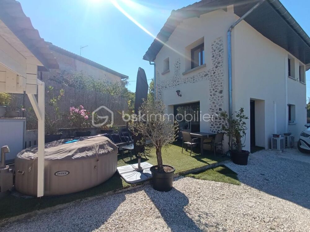 Vente Maison Maison rénovée - 4 pièces - 80m² - Au calme - Vue sur les montagnes Beaucroissant