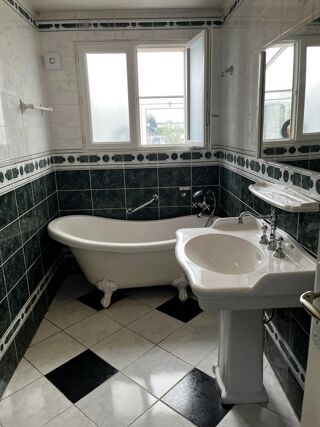  Maison � vendre 4 pi�ces 121 m�