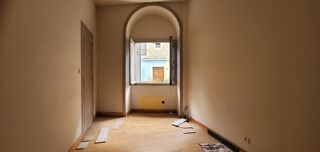 Vente Appartement APPARTEMENT À RÉNOVER COEUR DE VILLAGE VIVANT ET TOURISTIQUE  SUD ARDÈCHE Les vans