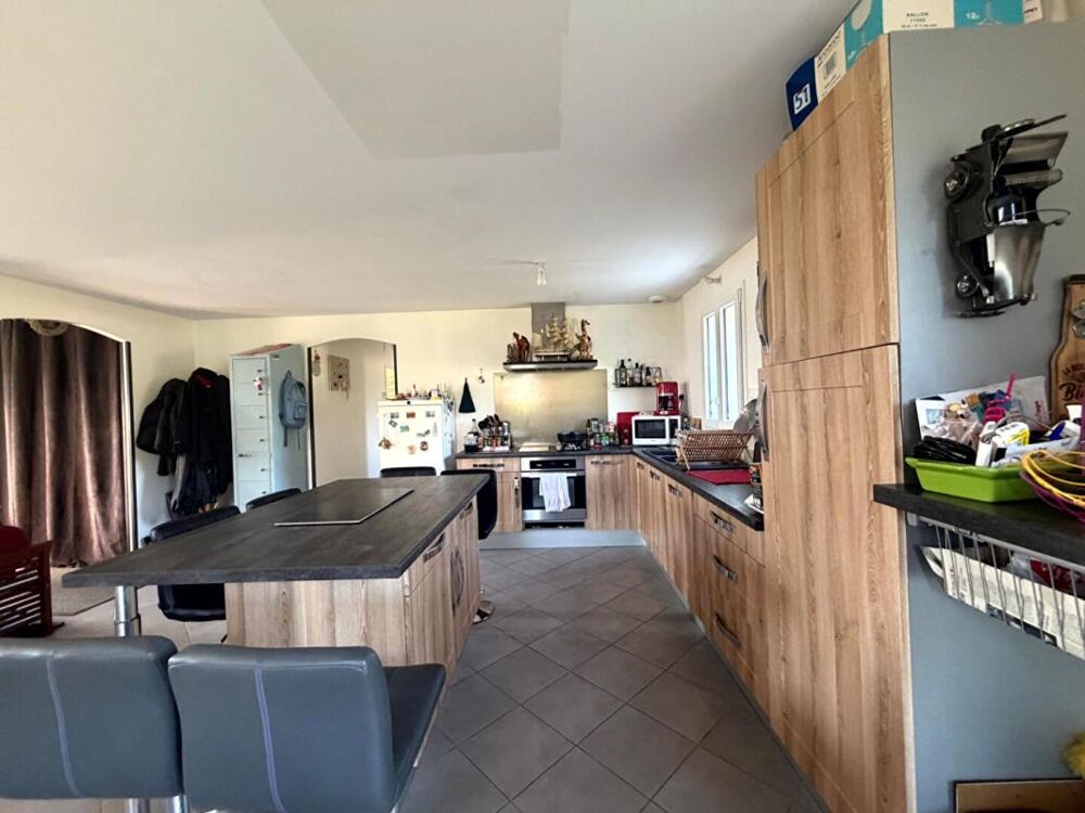 St Andre De Lidon Maison 4 pièce(s) de plain pied 86 m2