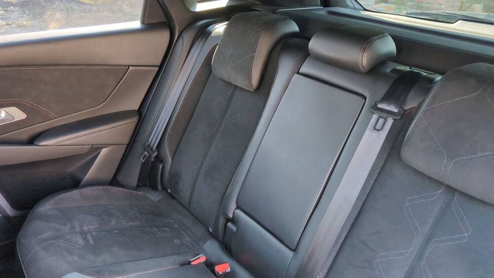 DS7 1.6 E-Tense 225 Hybrid EAT8 Performance Line - 5 places Auto 2021 occasion 31570 Lanta