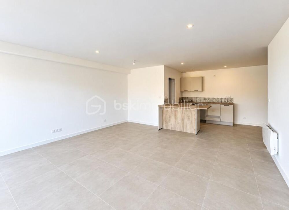 Vente Maison SAINT-DIDIER-DE-FORMANS – UNE MAISON RÉNOVÉE, AU CALME ET PRÊTE À VIVRE ! Saint didier de formans