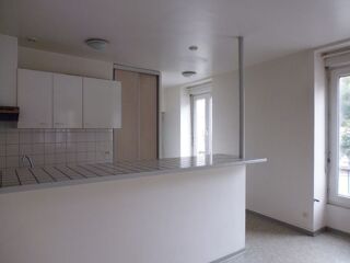  Appartement à louer 2 pièces 33 m²