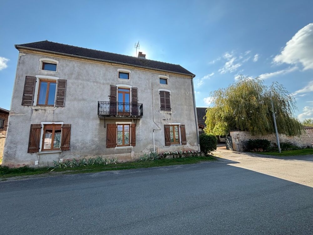 Maison à vendre 6 pièces - 200m2 - Grange - Terrain 960m² - NANTON
