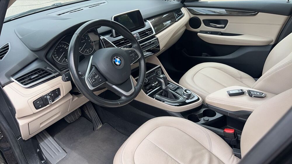 Serie 2 218i 136 Steptronic 6 Luxury - Automatique 2017 occasion 69340 Francheville