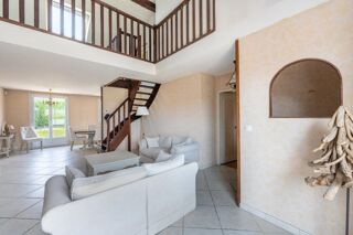  Maison � vendre 7 pi�ces 150 m�