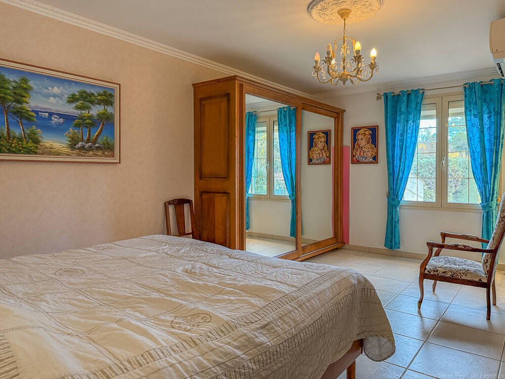 � vendre  Maison Montauroux (83440)