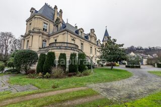  Propri�t�/ch�teau � vendre 15 + pi�ces 750 m�