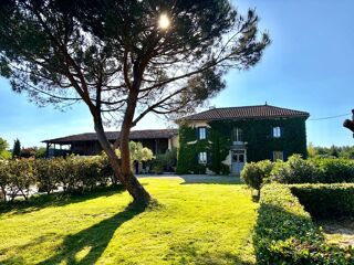  Propriété/château à vendre 6 pièces 225 m²