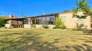 Vente Maison VILLELAURE – Belle maison de plain-pied avec piscine, garage et atelier, 170 m², 3 chambres Villelaure