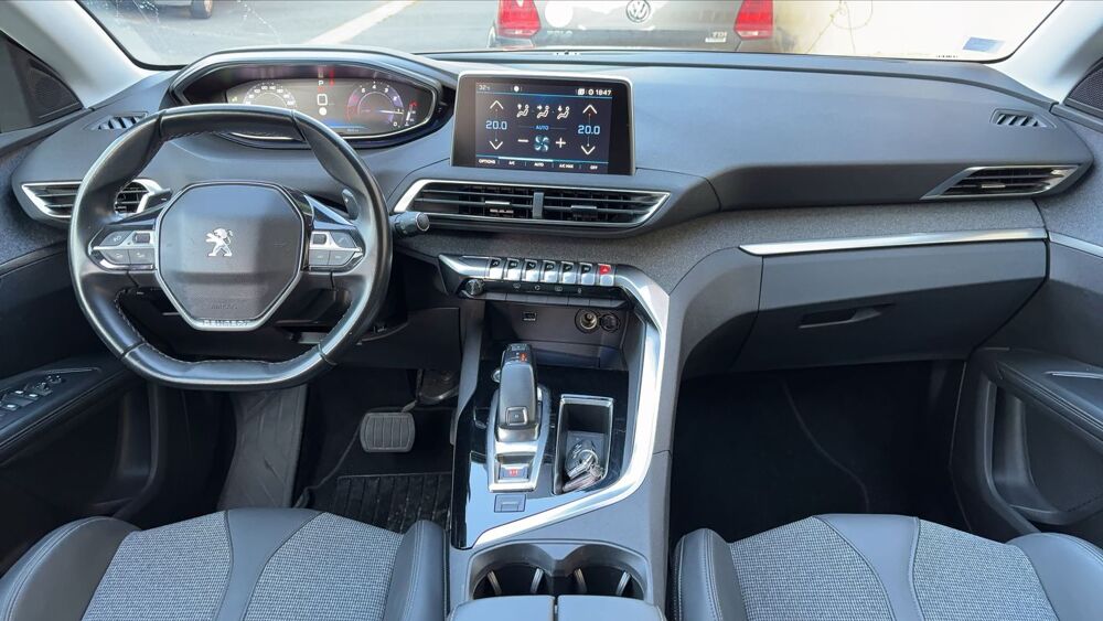5008 II 1.2 PureTech 130 EAT8 Allure - 7 places Automatique 2019 occasion 95870 Bezons