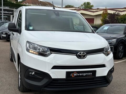 Proace FOURGON 1.5 MEDIUM 130 D-4D DYNAMIC AUTO PRIX TTC 2021 occasion 78240 Chambourcy
