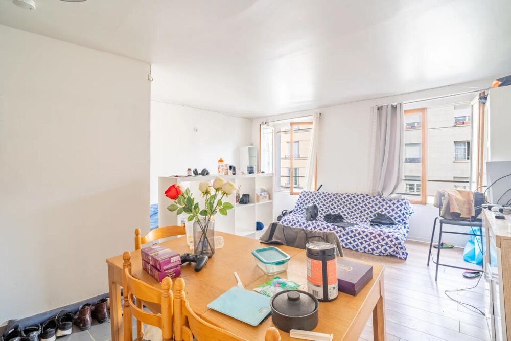 Appartement 1 pièce de 24 m² situé à Paris