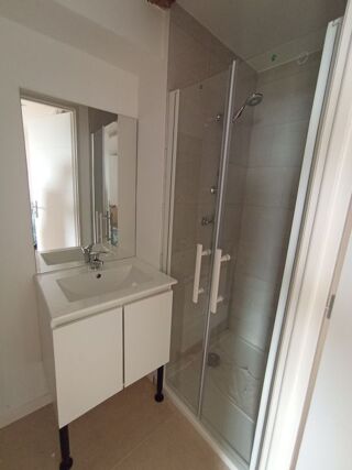  Appartement à louer 1 pièce 25 m²