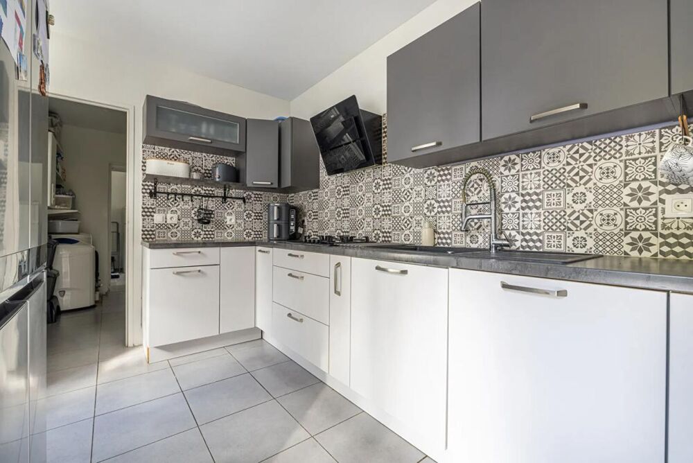 Corbeil-Essonnes ? Maison familiale récente de 130 m² avec jardin, terrasse