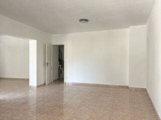 Vente Maison Vente à terme libre Maison de village 5 pièce(s) 140 m2 Loupian Loupian