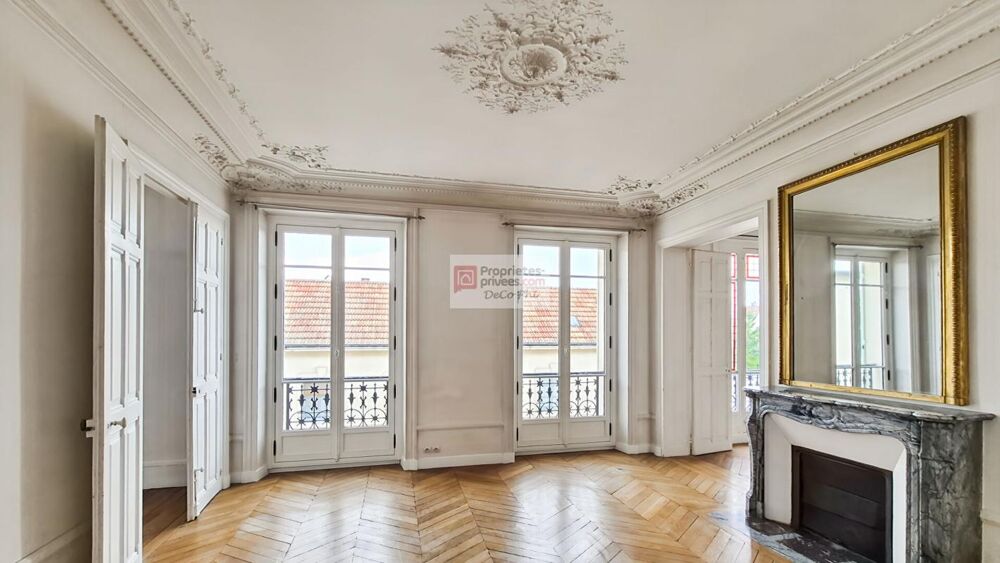 Appartement 4 pièces 104 m² · à Versailles · 104 m² · 890 000 €