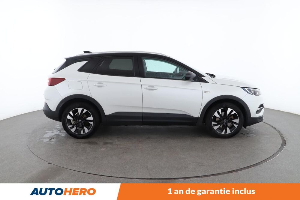 Grandland x 1.2 EcoTec Turbo Design Line 130 ch 2018 occasion 92130 Issy-les-Moulineaux
