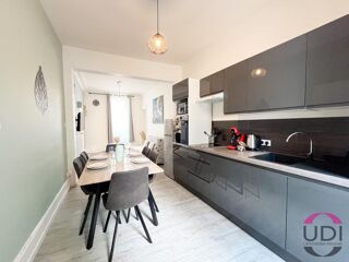  Immeuble à vendre 6 pièces 128 m²