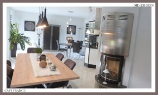  Villa à vendre 7 pièces 230 m²