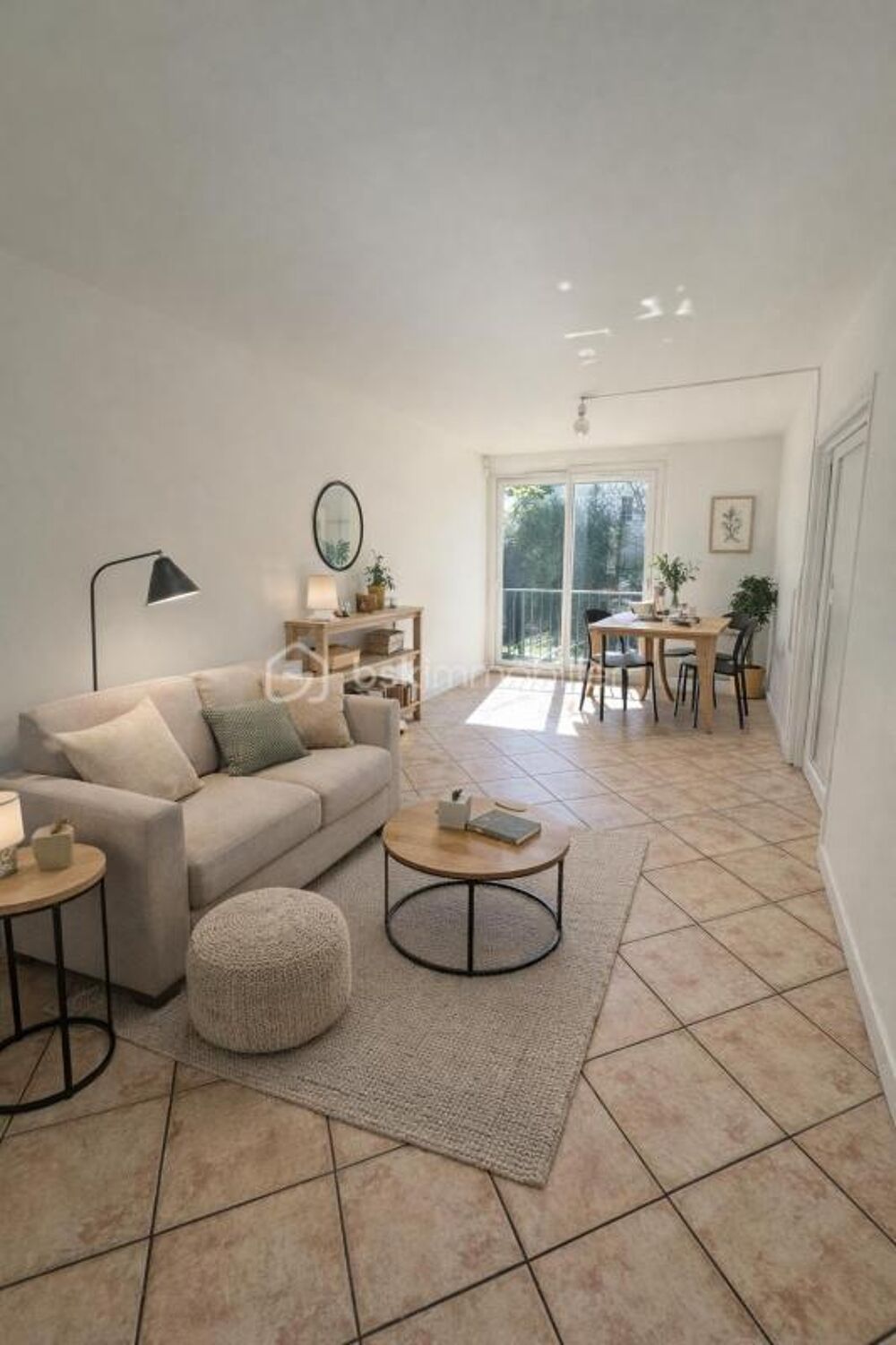 Maison familiale avec sous-sol - Fort potentiel Centre ville  Lieusaint