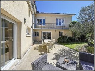  Maison  vendre 10 pices 246 m