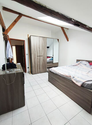 Vente Appartement NEVERS – BEL APPARTEMENT 5 PIÈCES DE 106 M² AVEC TERRASSE – IDÉAL INVESTISSEUR OU FAMILLE Nevers